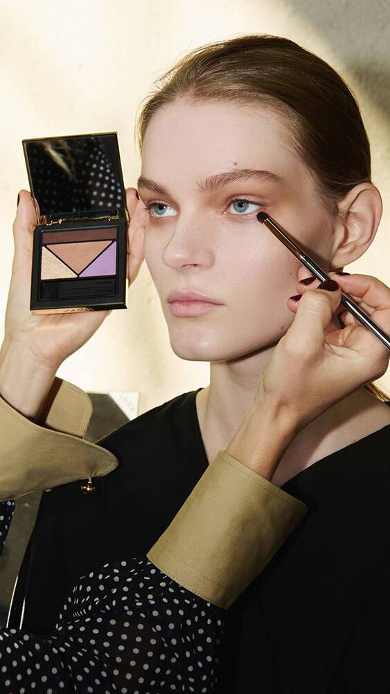 プラダ2025年春夏レディスコレクション ビューティルック｜プラダ