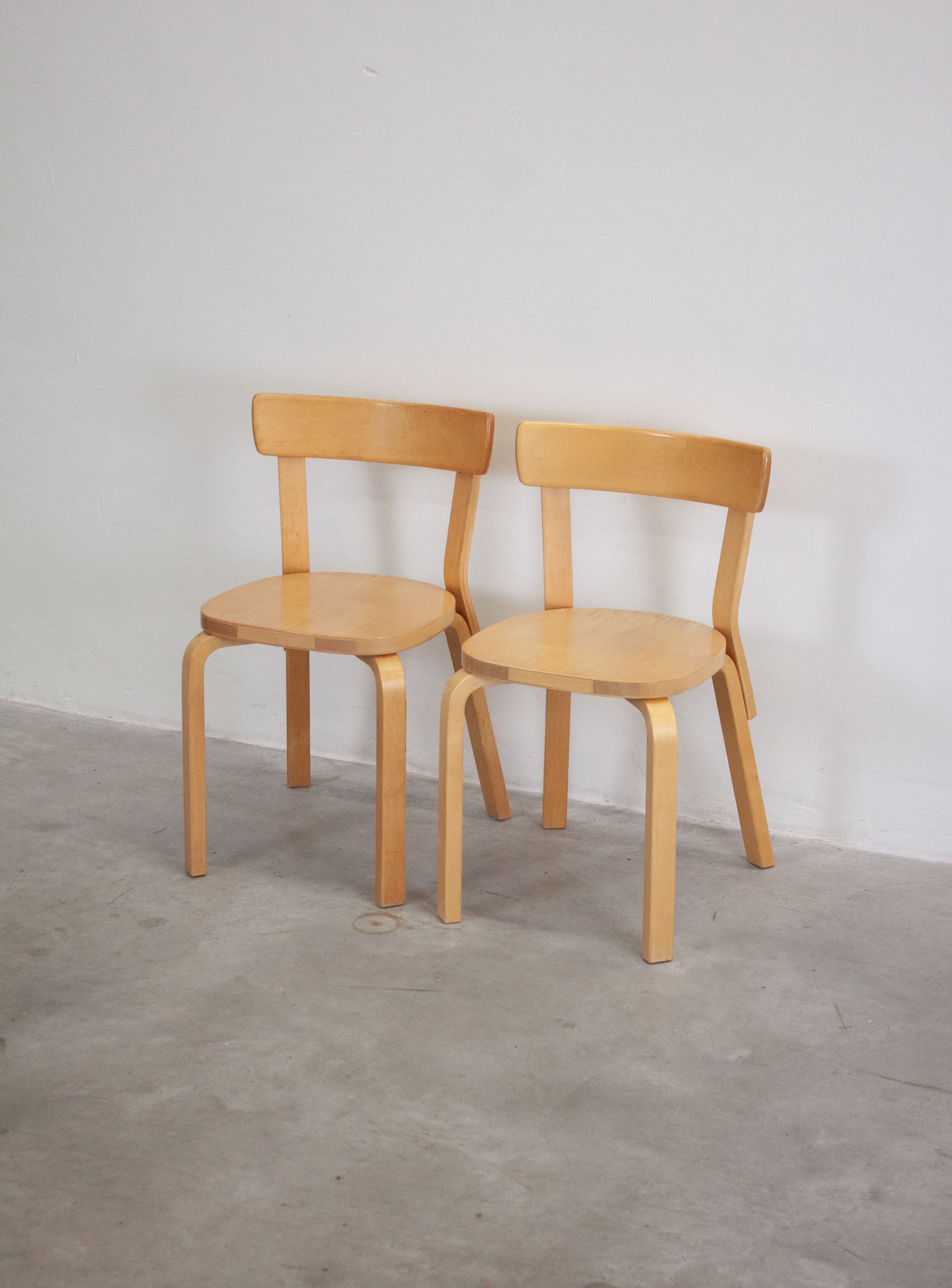 Artek Model 69 Chairs by Alvar Aalto (Birch) – JUKI AMSTERDAM