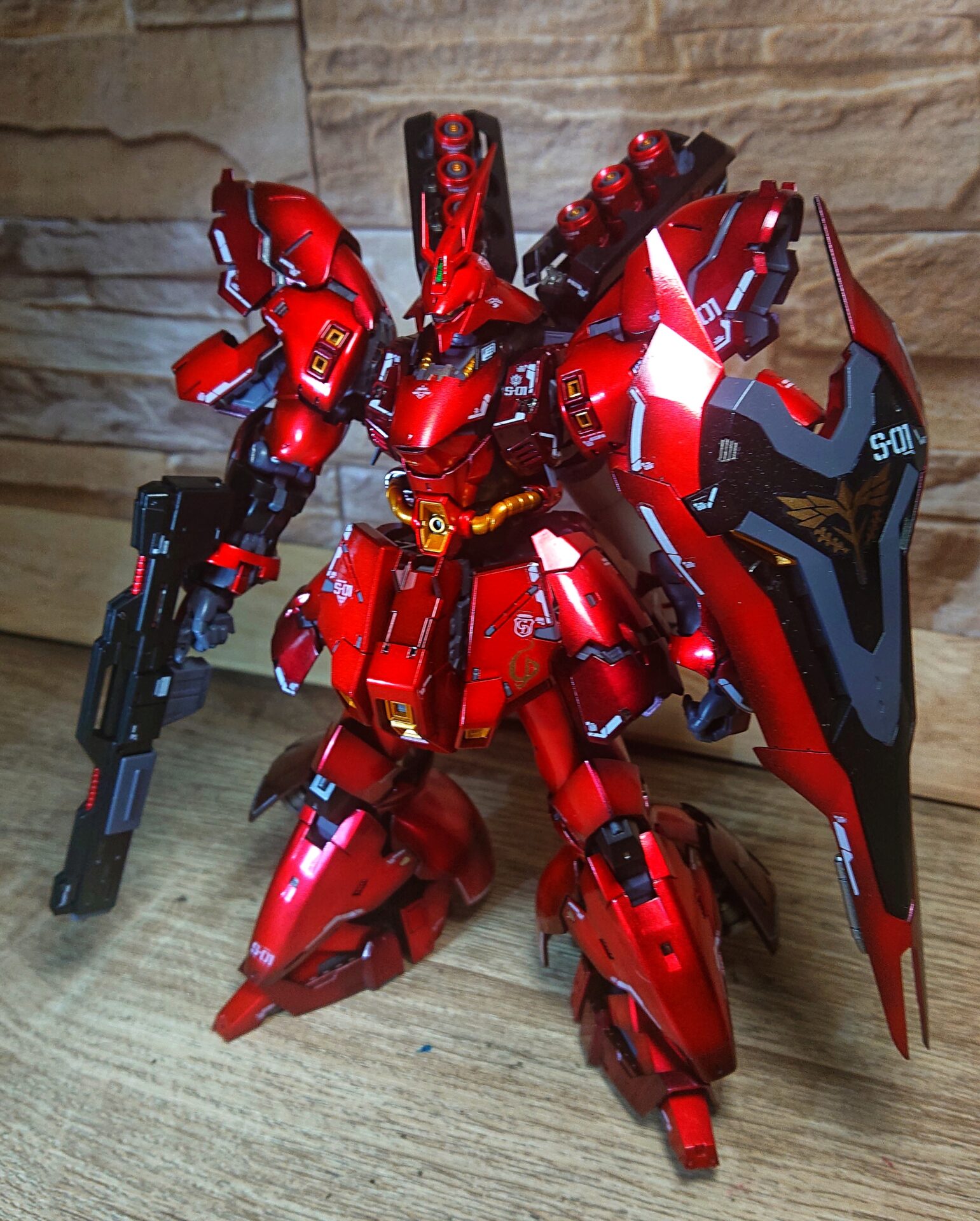 MAX塗りがよく似合う⁉】『RG サザビー』をキャンディグラデーションに