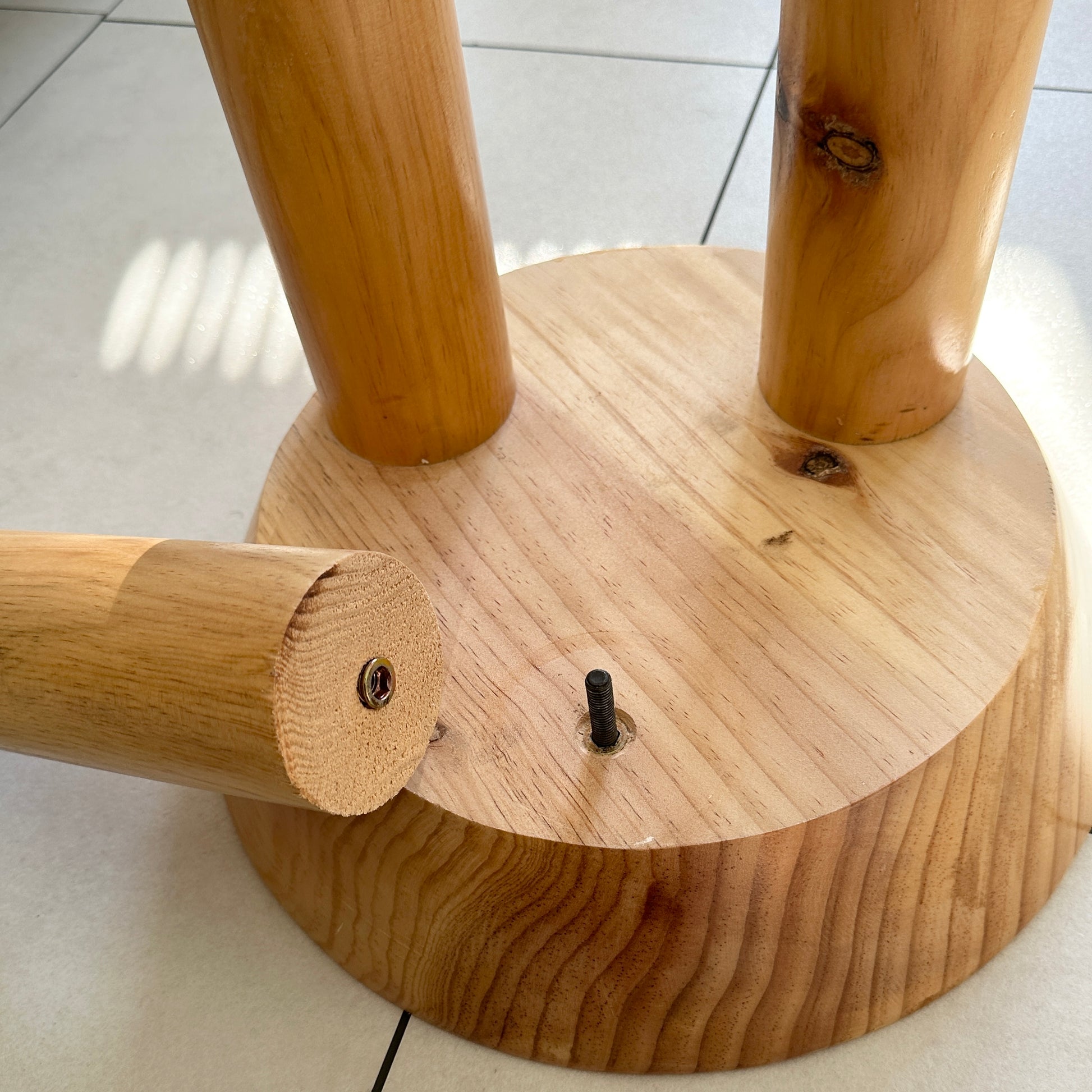 スツール｜ぽってり脚ウッドスツール - territory