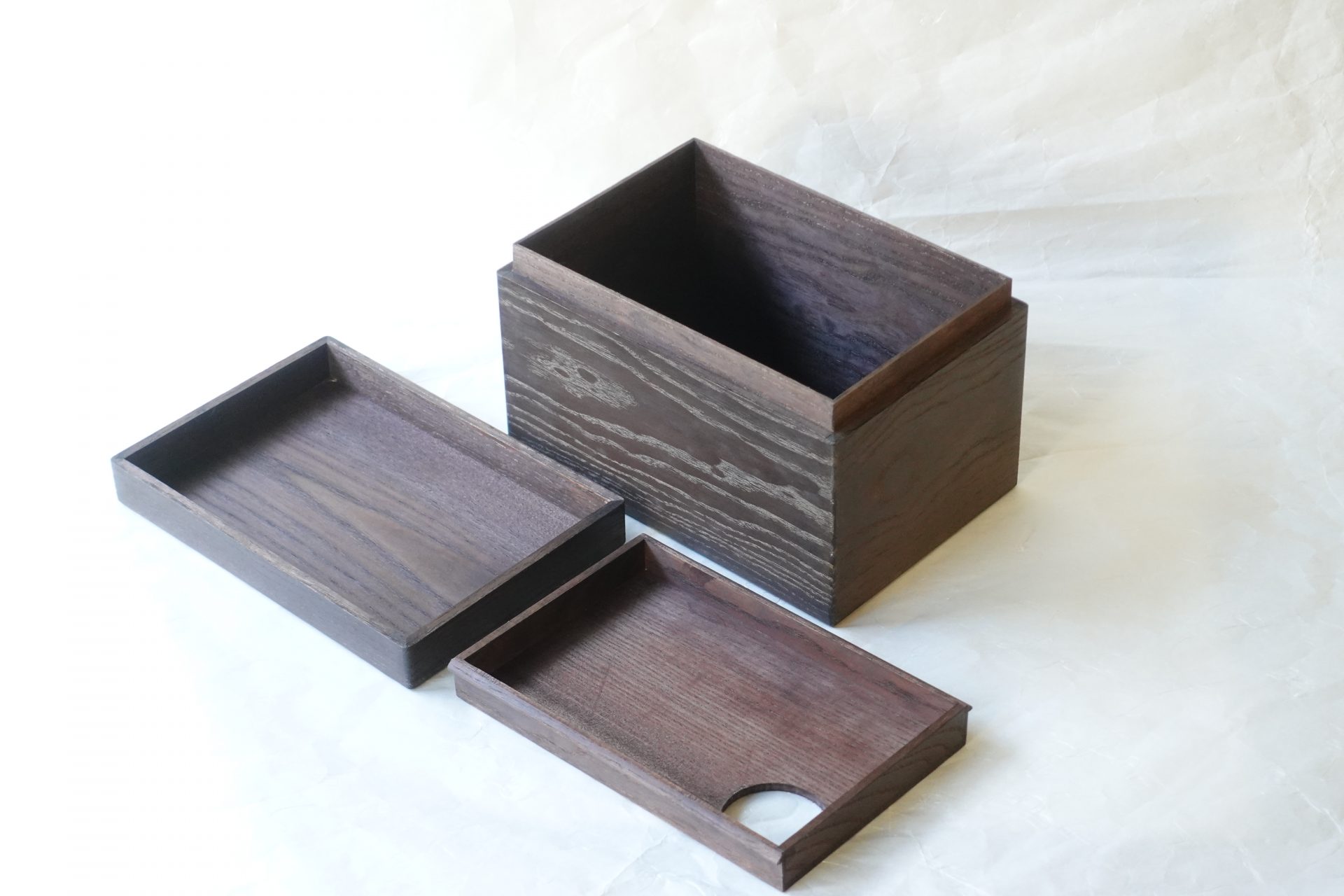 茶道具 黒漆 花蒔絵 桑茶箱 茶碗 棗など 六点一式 仕覆付 共箱 MR7276