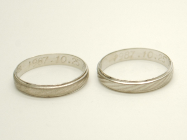 プラチナ850（Pt850）の結婚指輪（リング） 2つ一緒にサイズ