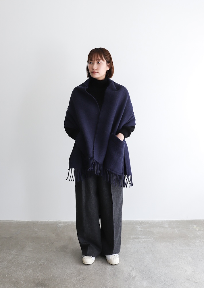 UNI pocket shawl （midnight blue） – LAPUAN KANKURIT（ラプアン