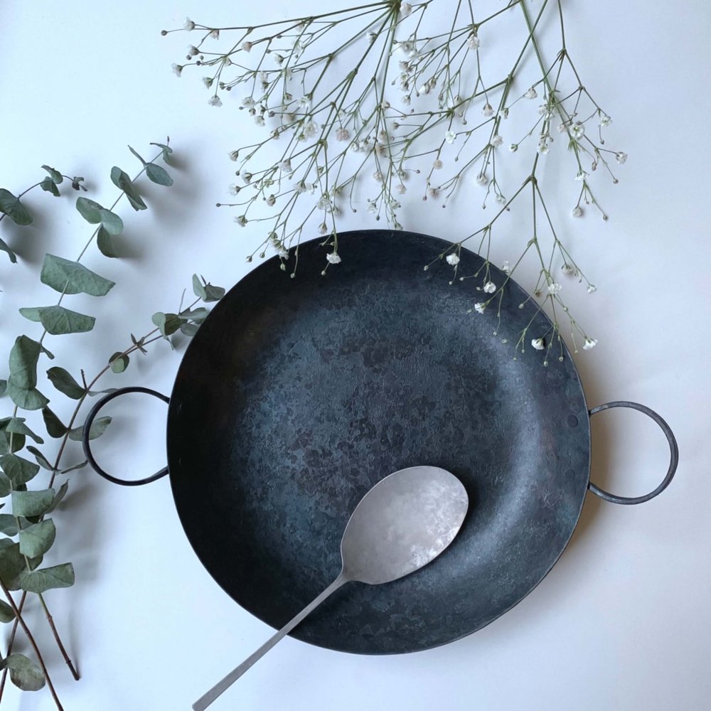 ホワイトデーその2◎成田理俊さん鍛鉄の両手パン | LEE