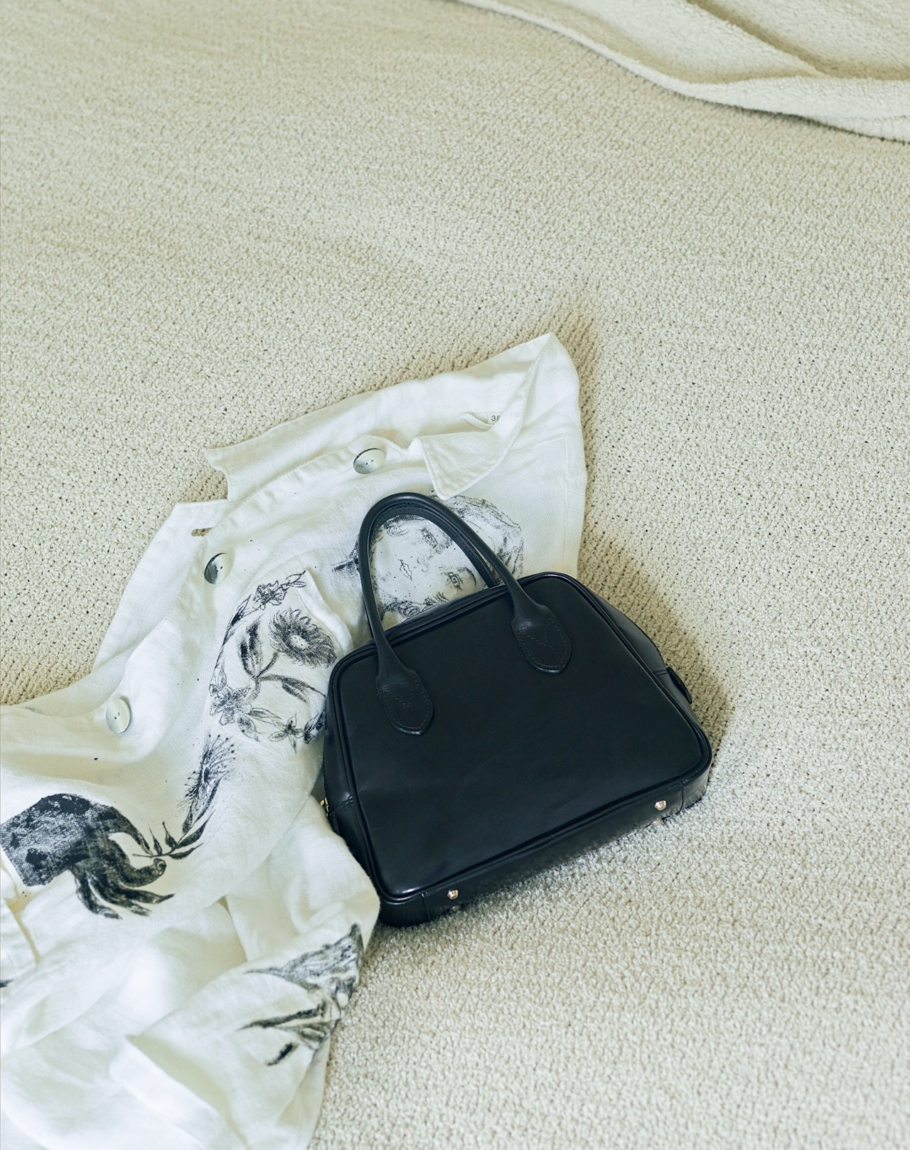 竹下玲奈さんの「コム デ ギャルソンの台形バッグ」】頑張った自分自身