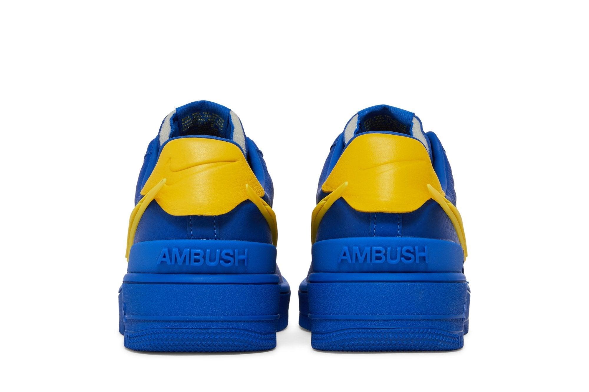 Tênis Ambush x Nike Air Force 1 Low Game Royal e Vivid Sulphur