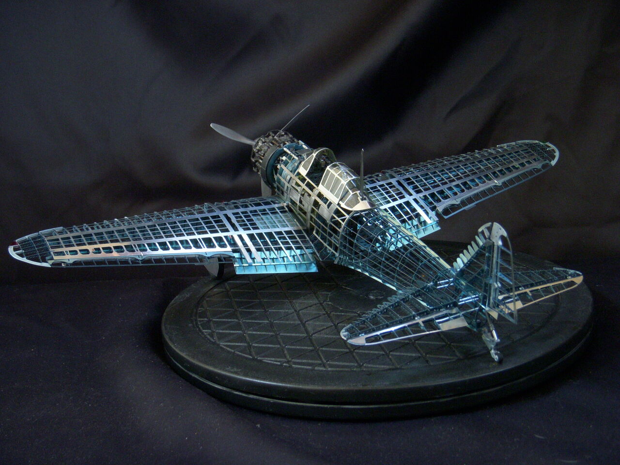 デアゴスティーニDESKTOP ZERO 1/32 零戦骸骨をつくる : 模型好きの御