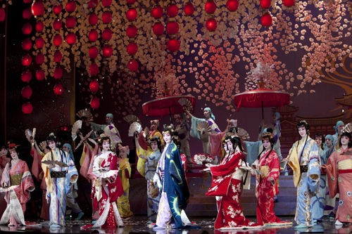 星組公演フォト・レビュー『宝塚 花の踊り絵巻ー秋の踊りー』 : 宝塚