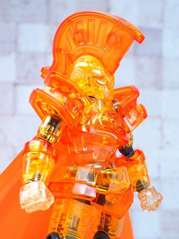 ダンボール戦機 LBXアキレスVモード vs LBXジ・エンペラー