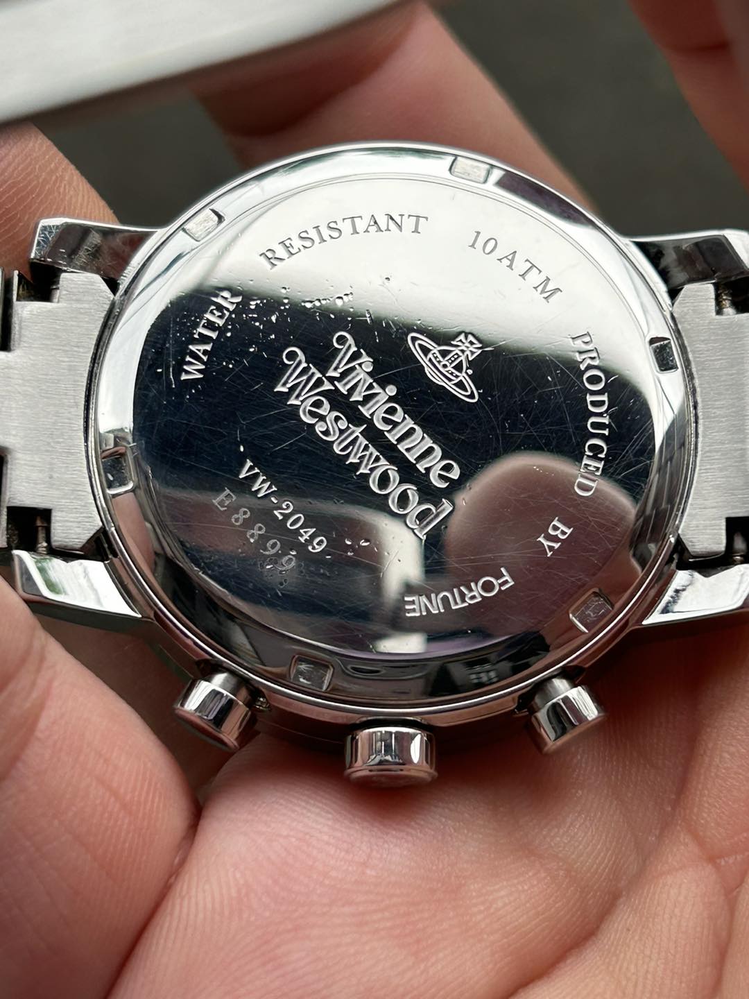 電有 Vivienne Westwood VW-2049 ヴィヴィアン 腕時計