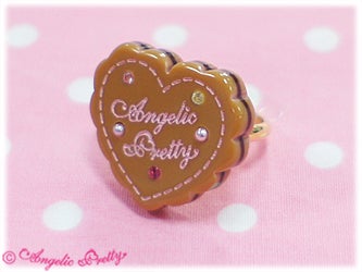Wonder Cookie Ring (2011) by Angelic Pretty