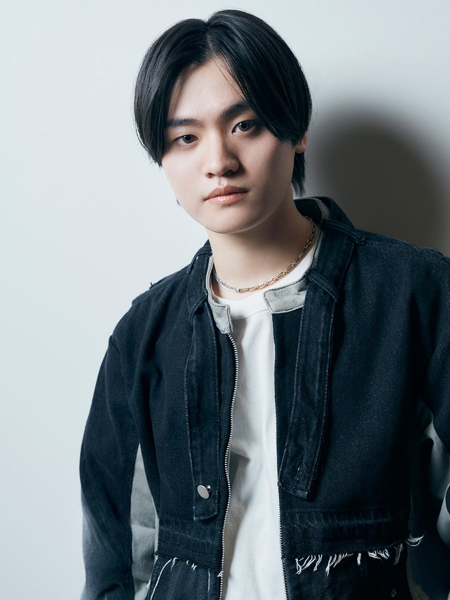 音楽専門誌『ぴあMUSIC COMPLEX』連動企画(第88回)MAZZELデビュー目前