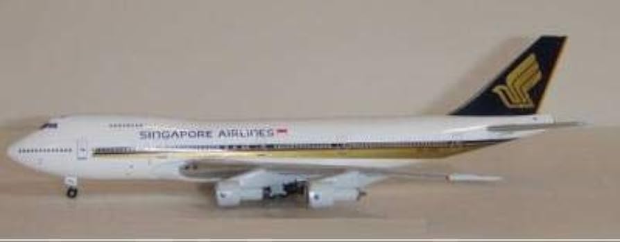 Amazon.co.jp: 1/400 Singapore Airlines Boeing B747-200 9V-SQS