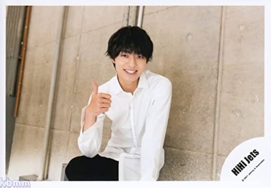 Amazon.co.jp: HiHi Jets 公式 生 写真（作間龍斗）HHJ00174 : おもちゃ