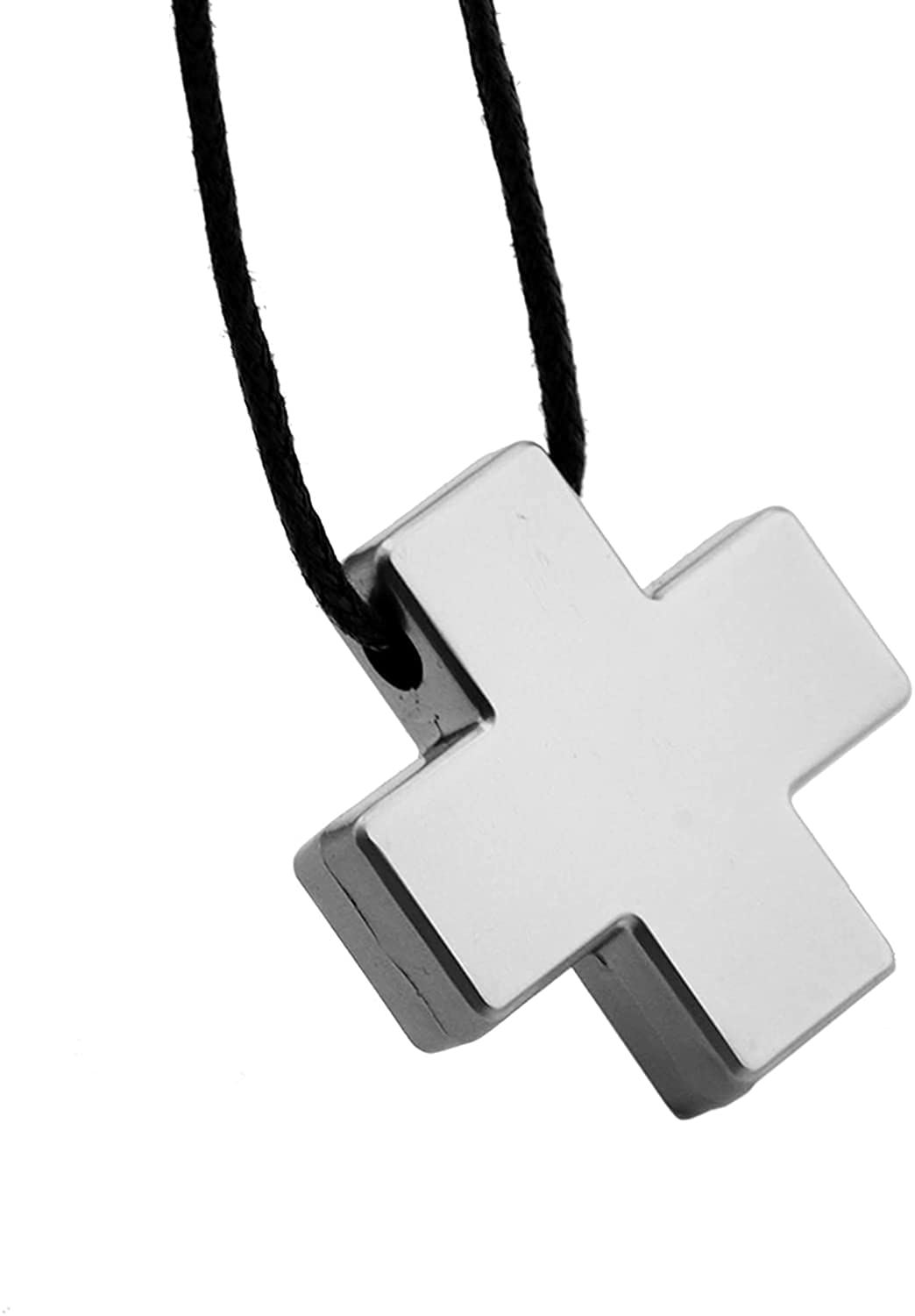 Amazon.co.jp: エヴァンゲリオン 葛城ミサト ネックレス クロス