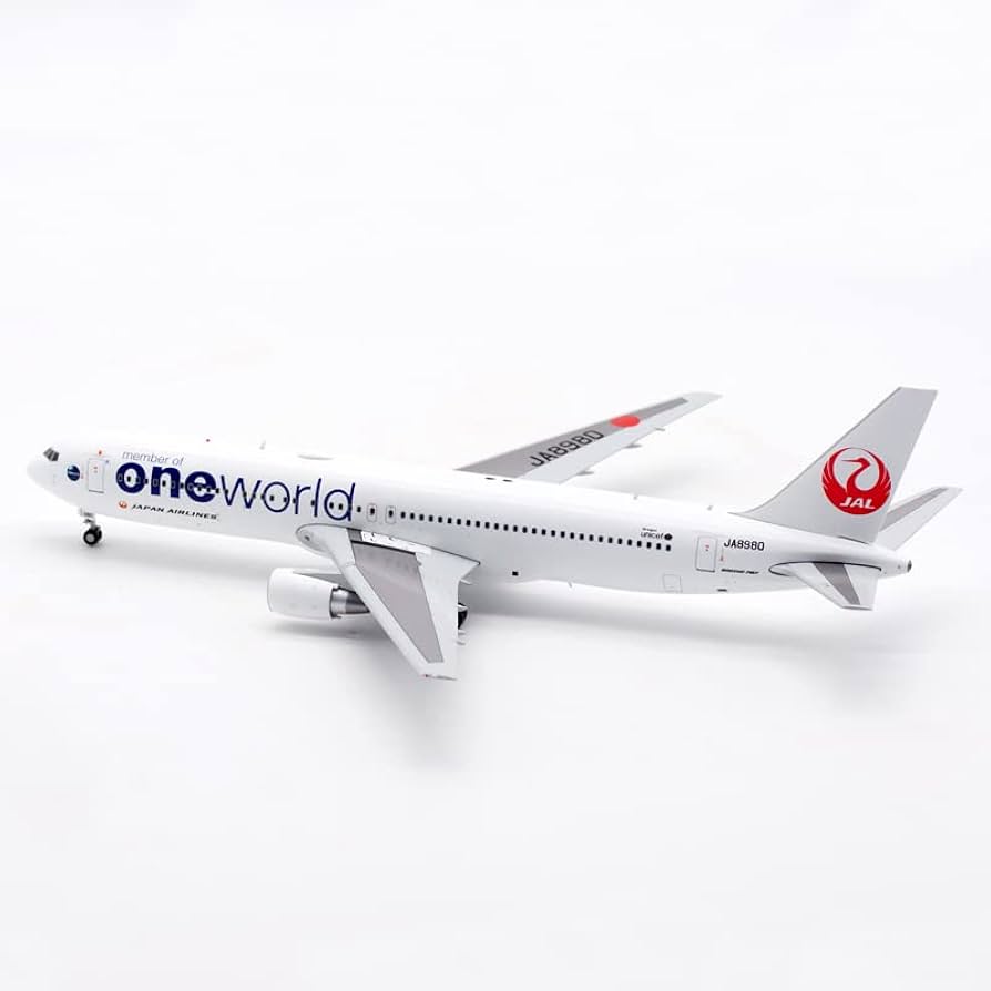 Amazon | JC Wings 1:200 EW2763003 Japan Airlines Boeing B767-300