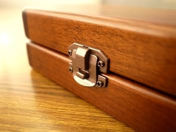 Amazon.co.jp: 豊岡クラフト 携帯用腕時計ケース SC124 : ファッション