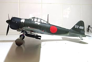 Amazon | DOYUSYA 132 零戦21型 爆戦 第一神風特別攻撃隊 敷島隊 関