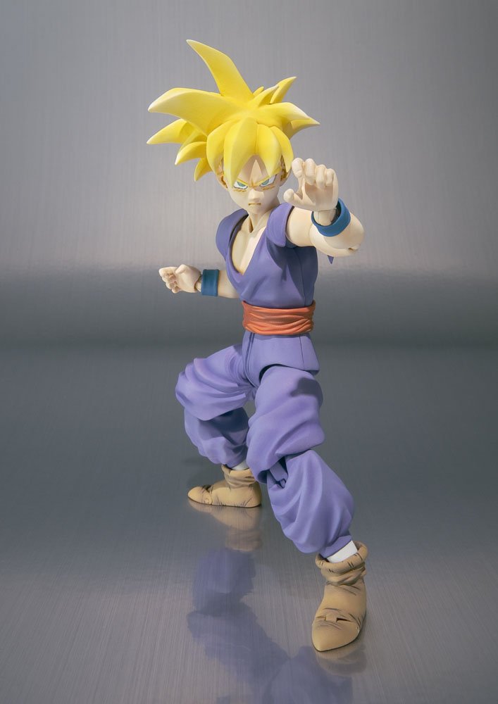 Amazon.co.jp: TAMASHII NATIONS S.H.フィギュアーツ 孫悟飯 : ホビー