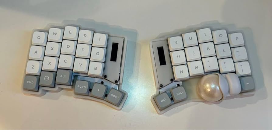 Amazon.co.jp: keyball39 白レジンケース入り スイッチ、キーキャップ