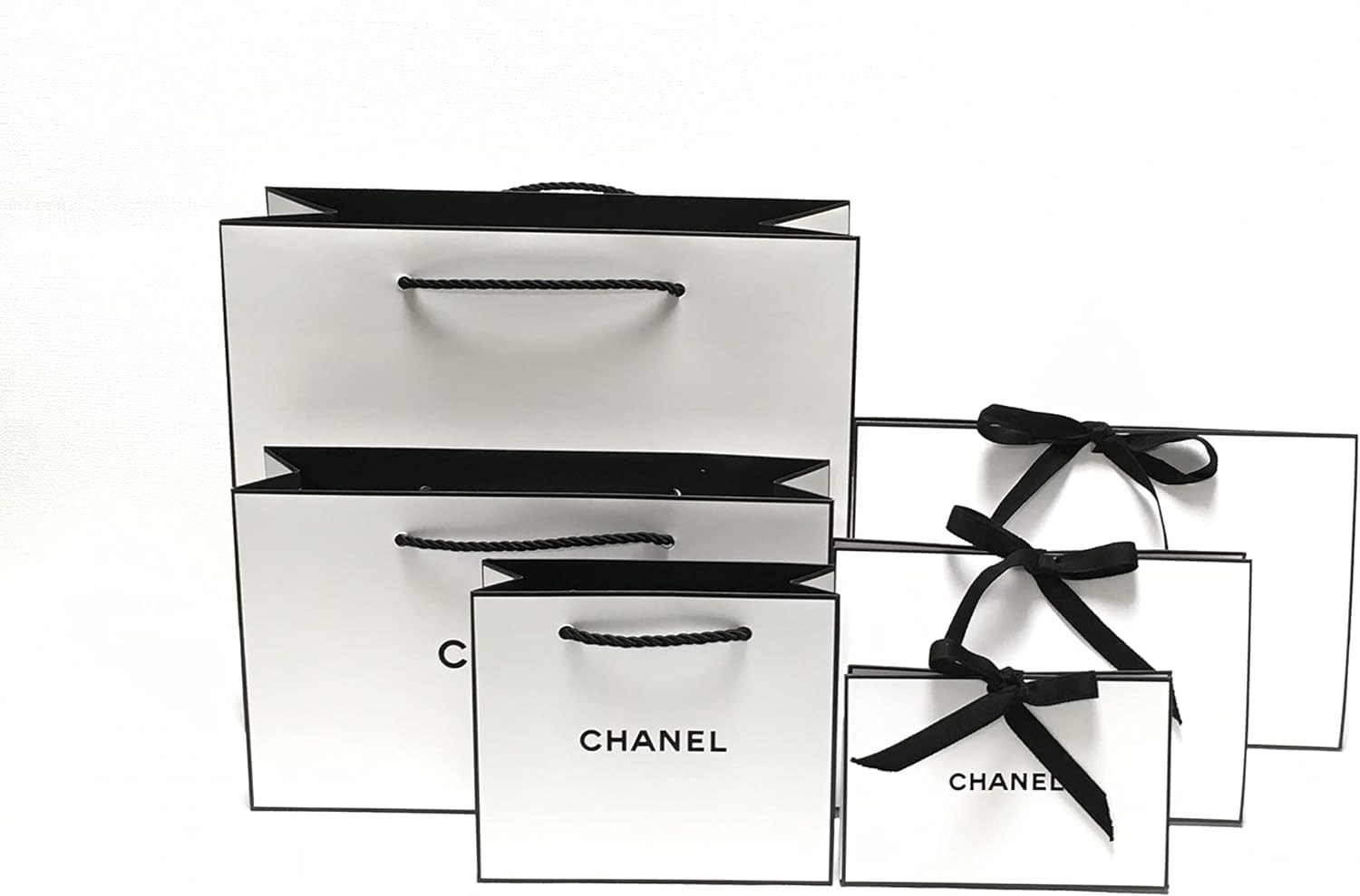 Amazon.co.jp: [セット品] ギフトラッピング済 CHANEL シャネル 国内
