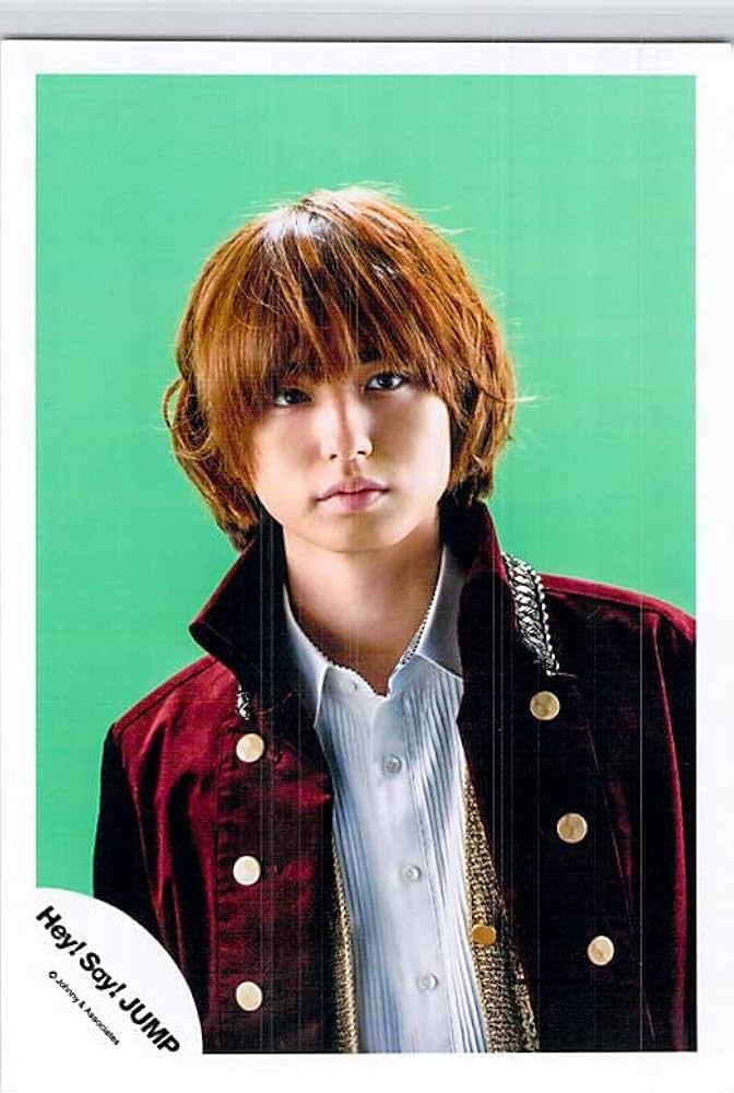 Amazon.co.jp: Hey!Say!Jump 公式写真・伊野尾慧 写真 フォト