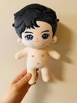 Amazon.co.jp: イケメン 20cm 王一博 ぬいぐるみ 本体 陳情令 博君一肖