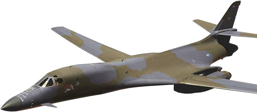 Amazon | プラッツ/ドラゴン 1/144アメリカ空軍 爆撃機 B-1Bランサー