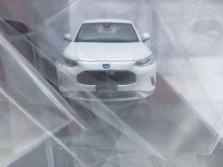 Amazon | ミニカー 1/43 ミニカー ZR-V e:HEV プラチナホワイトパール