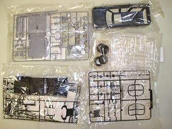 Amazon | □アオシマ 1/24 ミニカー ハイラックス・サーフ プラモデル