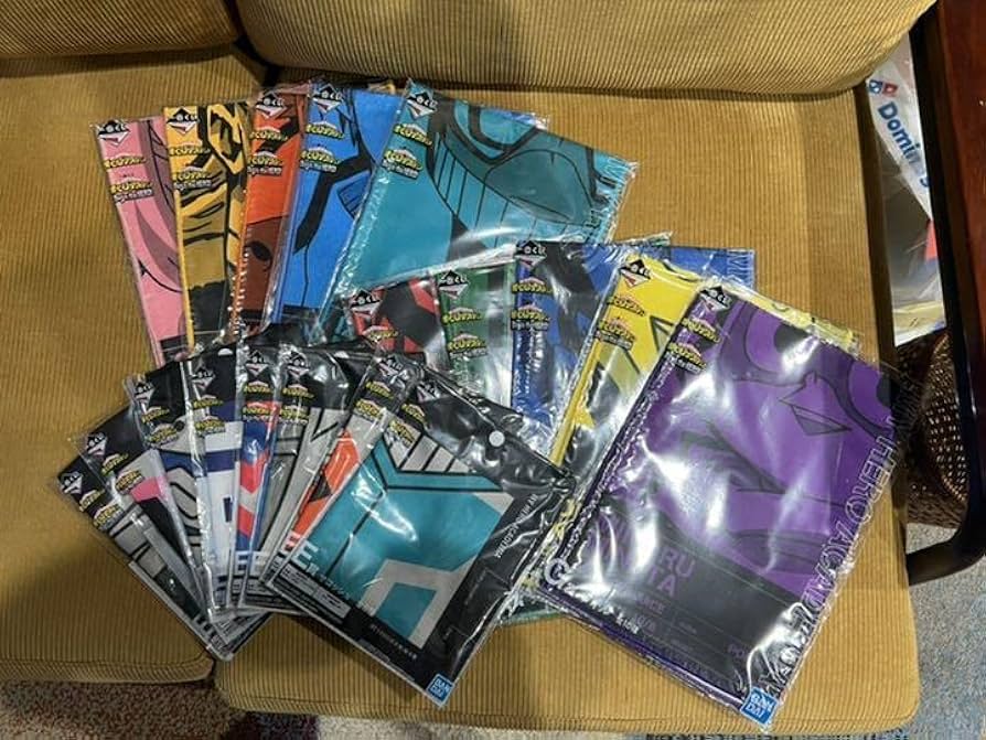 Amazon.co.jp: ヒロアカ 一番くじ サコッシュ&タオル コンプセット