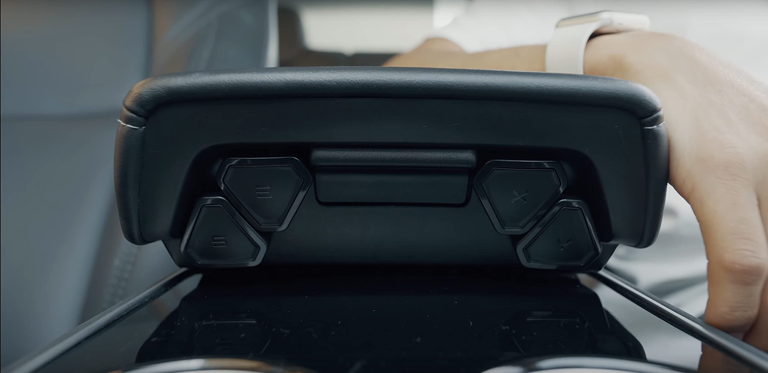 Amazon.co.jp: Enhance Auto S3XY ボタン Gen 2 - Tesla Model 3/Y