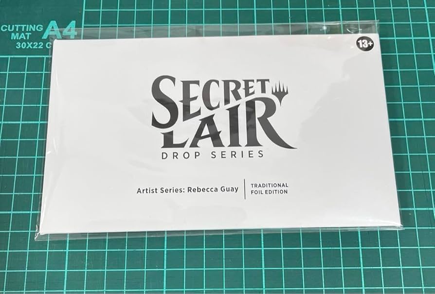 Amazon.co.jp: MTG Secret Lair Rebecca Guay foil版 レベッカ : おもちゃ