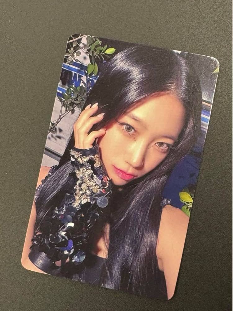 LE SSERAFIM カズハ Fearless shopee 特典 トレカ LE SSERAFIM