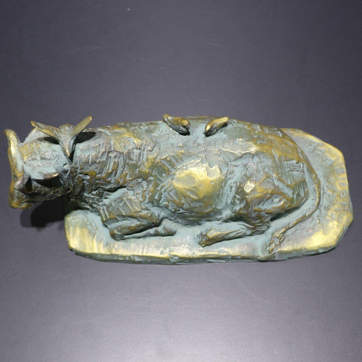 Amazon.co.jp: 【丑】北村西望ブロンズ像置物「平和」1973年干支牛銅像