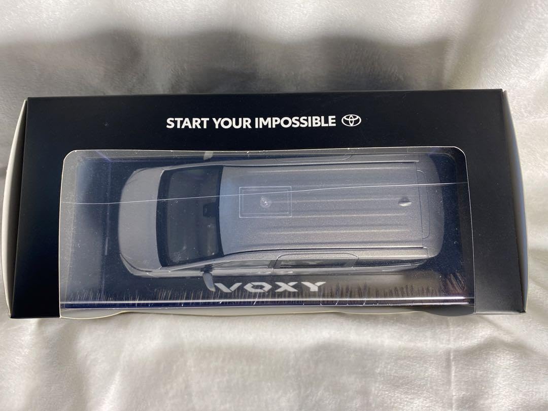 Amazon.co.jp: VOXYヴォクシー90系 ミニカー 1 30 メタルストリーム