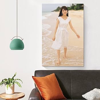 Amazon.co.jp: 谷尻萌 美少女水着写真ポスター (10) ウォールアート