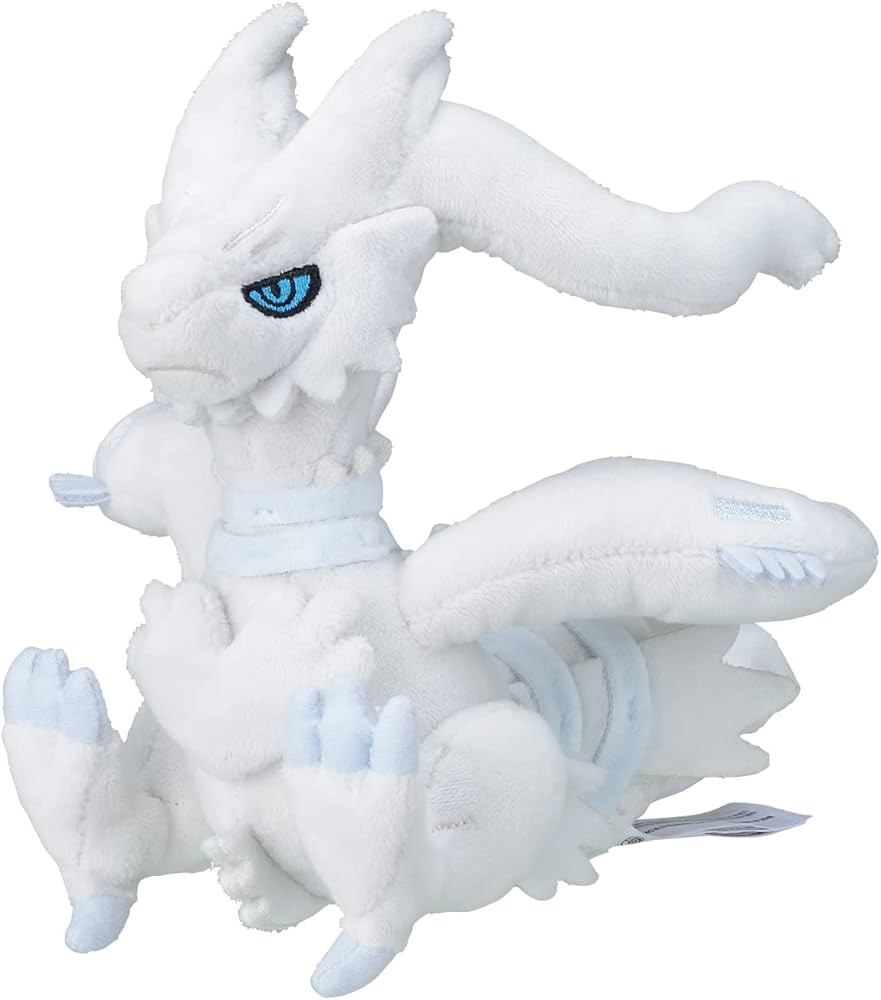 Amazon.co.jp: ポケモンセンターオリジナル 643 ぬいぐるみ Pokémon