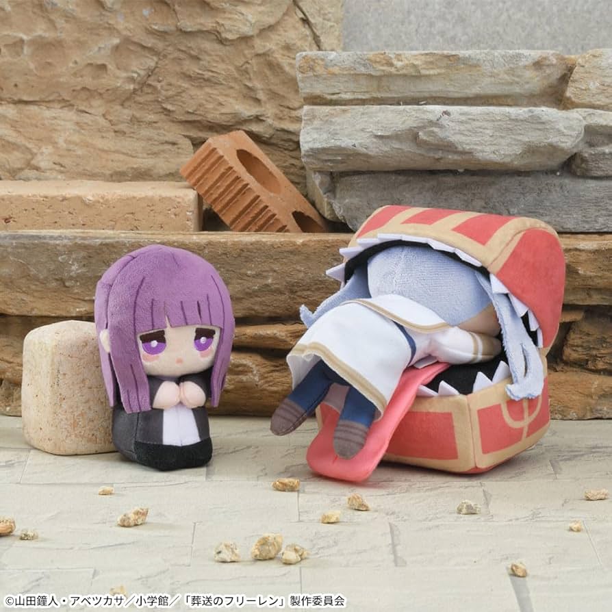 Amazon.co.jp: 葬送のフリーレンミニぬいぐるみ フリーレン フェルン