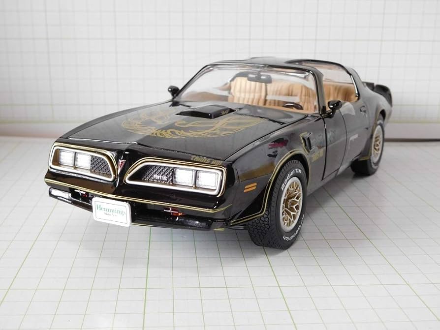 Amazon | オートワールド 1/18 ポンティアック ファイヤーバード