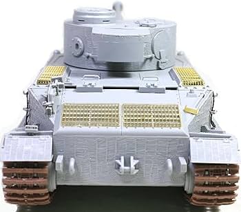 Amazon.com: Amusing Hobby AMH35A059 1/35 Tiger (P) 003 Tzinmerit