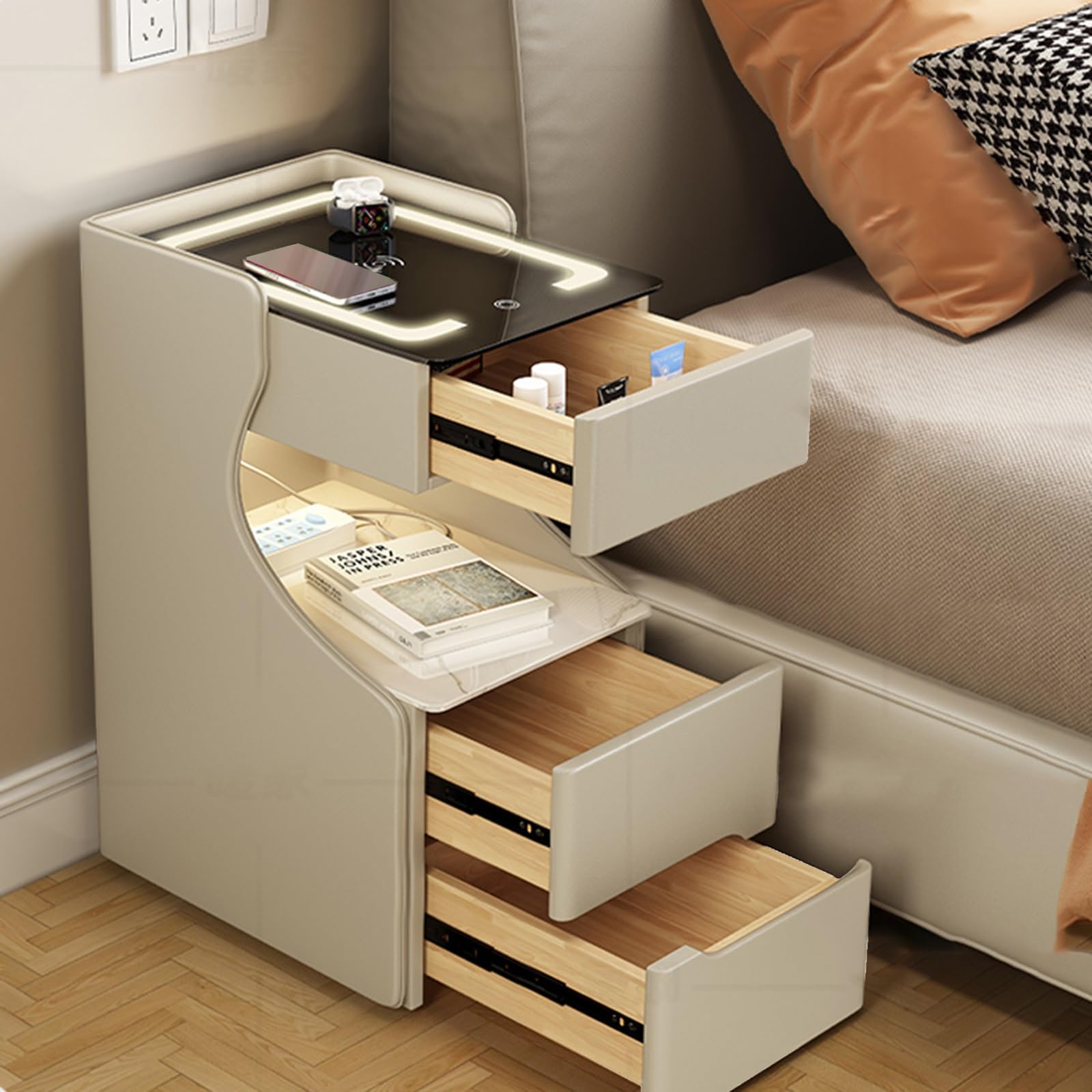 Amazon｜充電ステーションとLEDライトを備えたベッドサイドテーブル
