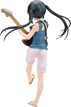 Amazon.co.jp: けいおん! 中野梓 (1/8スケール PVC製塗装済み完成品