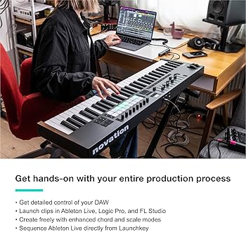 Amazon | Novation/Launchkey 61 Mk4 | MIDIキーボード | MIDI