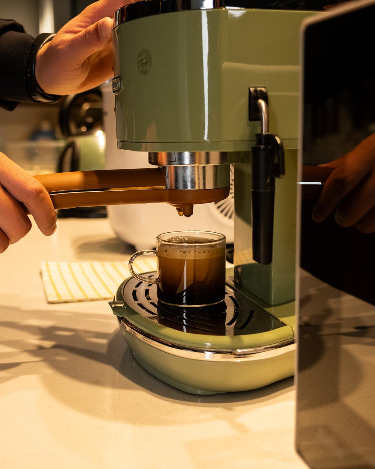 Amazon | LUXU ガラス製エスプレッソカップ6個セット デミタスコーヒー