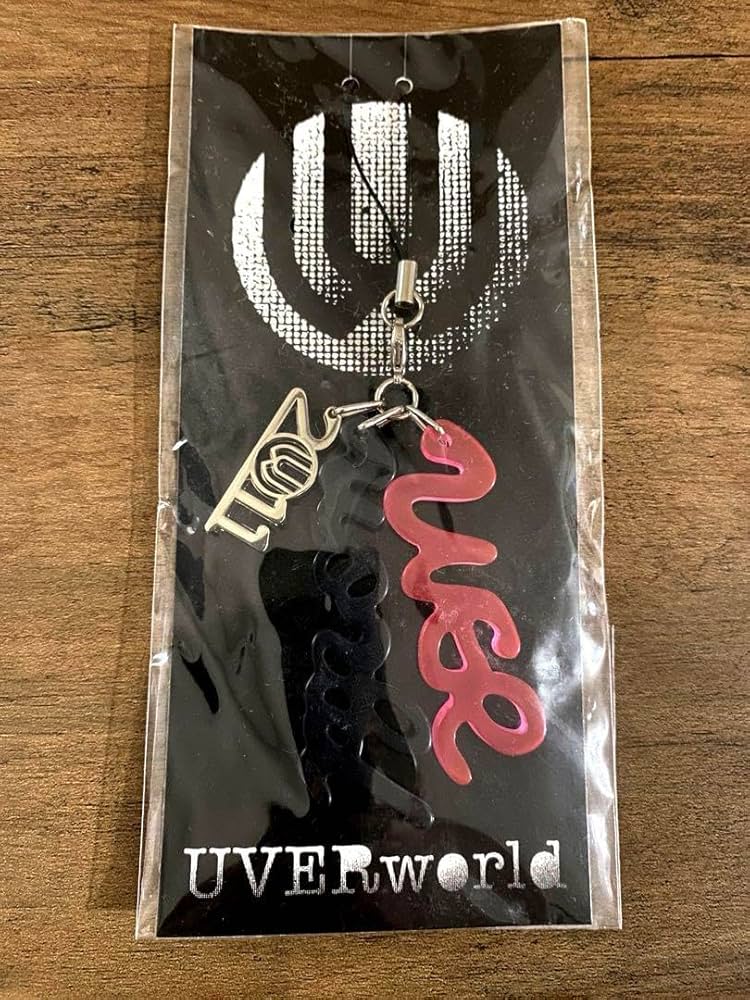 Amazon.co.jp: UVERworldグッズ ストラップ キーホルダー : おもちゃ