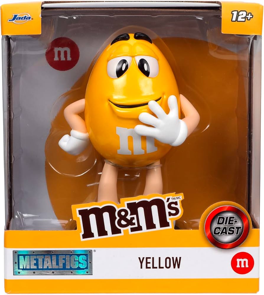Amazon.com: Jada Toys M&Ms Yellow Figure (10 cm) - Collectible