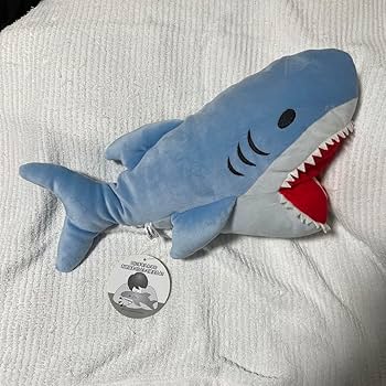Amazon.co.jp: USJ ユニバ JAWS ジョーズ ぬいぐるみ : おもちゃ