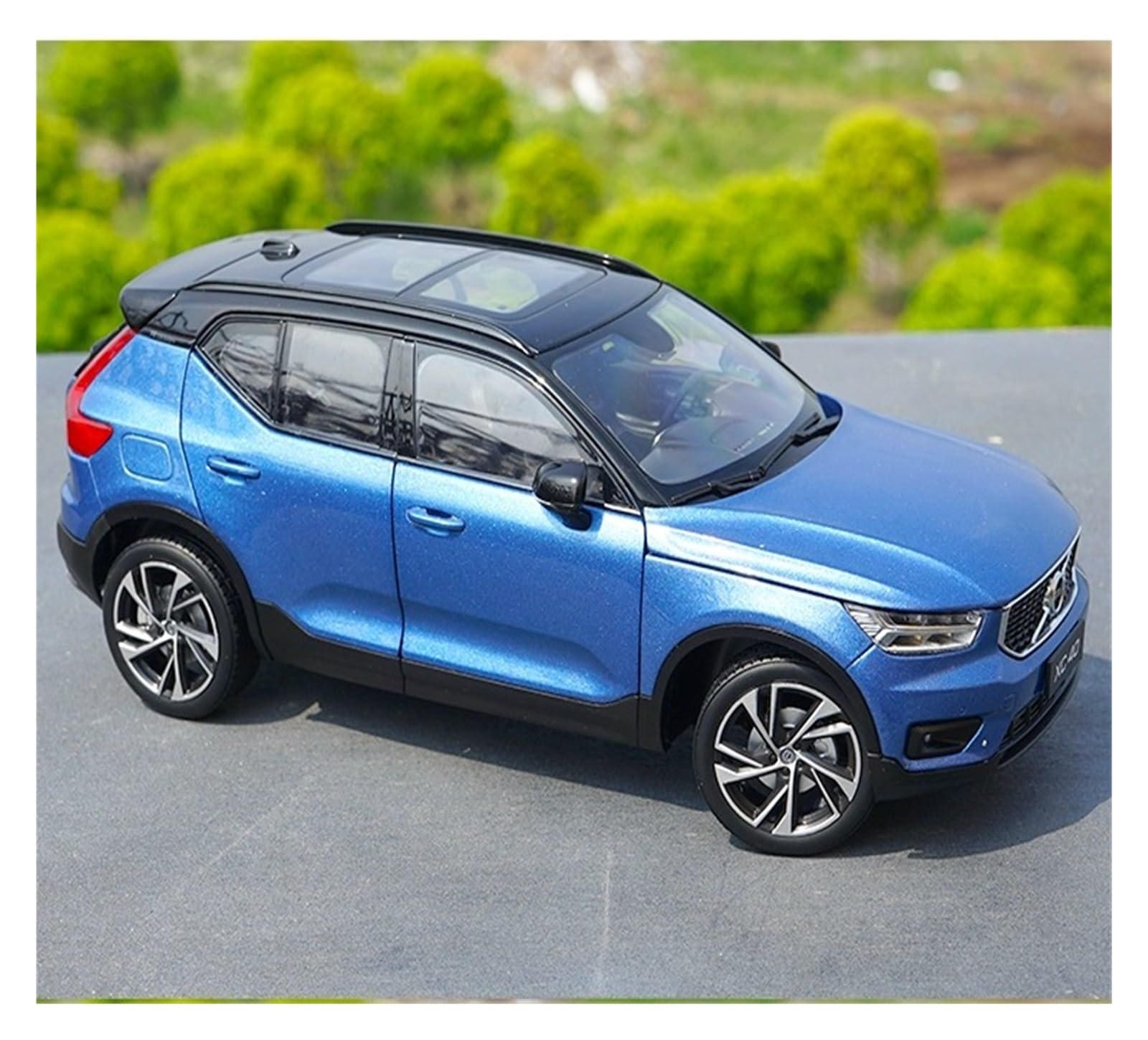 Amazon.co.jp: ミニカー スケールモデルカー 1/18 ボルボ Xc40 Suv