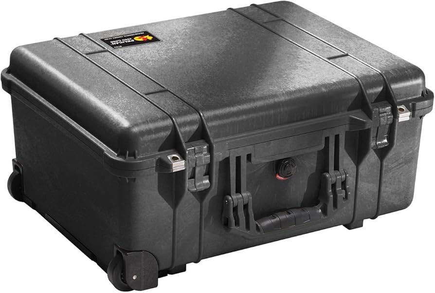 Amazon | Pelican(ペリカン) 1560ケース カメラ用フォーム付き